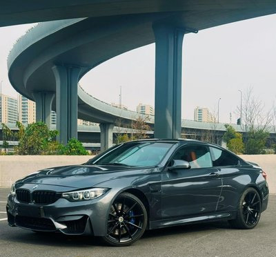 成都宝马个性化改装：车身彩绘 + 大包围加持，打造专属吸睛座驾